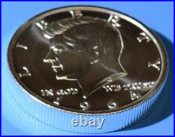 1964 Kennedy Half Dollar Tribute 2 Troy Ounces. 999 Fine Silver Intaglio Mint