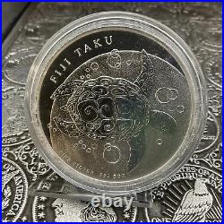 2013 Fiji Taku $10 Hawksbill Sea Turtle. 999 Fine 5 oz. Silver Coin bullion case