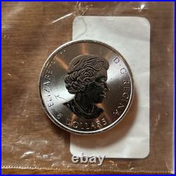 2016 $8 Canadian Silver 1.5 Troy oz White Falcon. 9999 Fine
