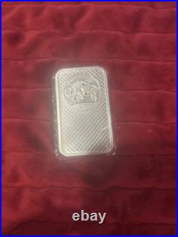 5 Troy oz Buffalo. 999 Fine Silver Bar Sealed
