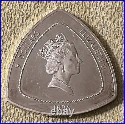 Bermuda Triangle 9 Dollars 1996 5.45 Ounces 155 Grams. 999 Fine Silver Art Round