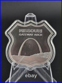 Route 66 Missouri Gateway Arch Shield 1 Troy Ounce. 999 Fine Silver